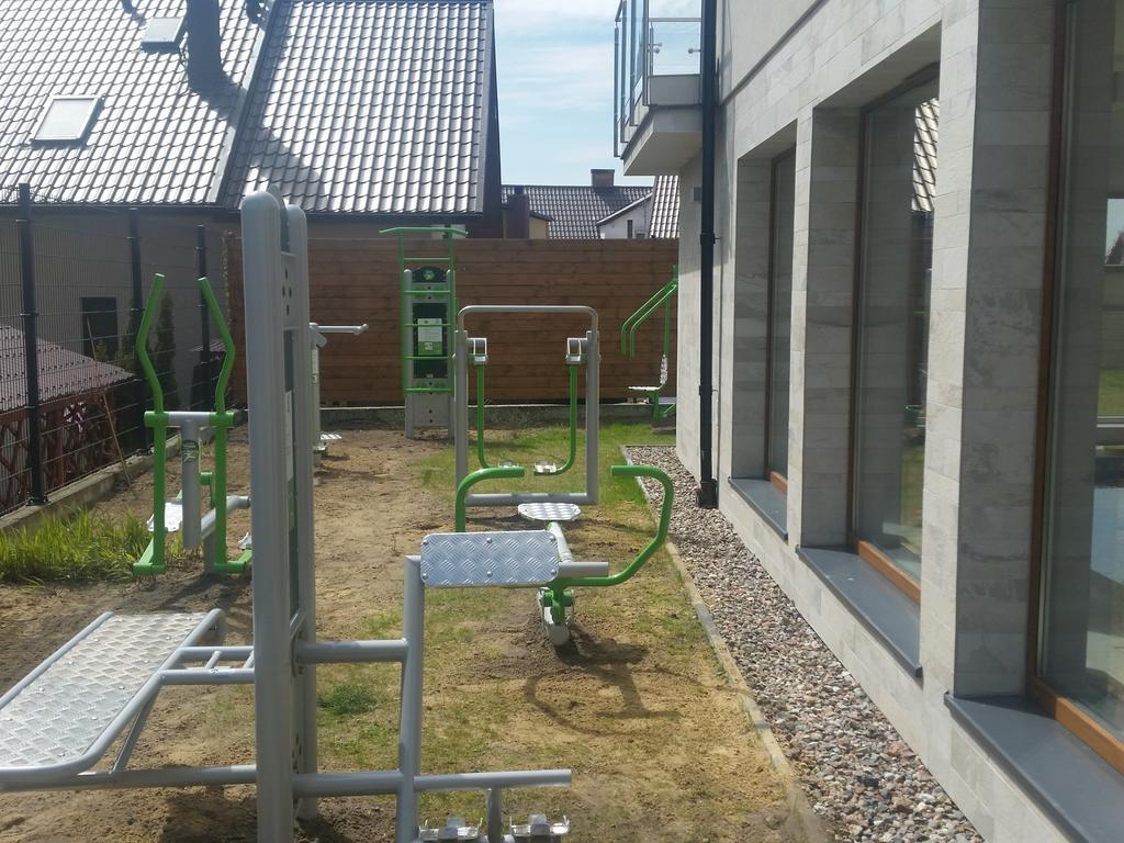 Marina Jastarnia Apartamenty W Budynku Z Basenem Exteriör bild