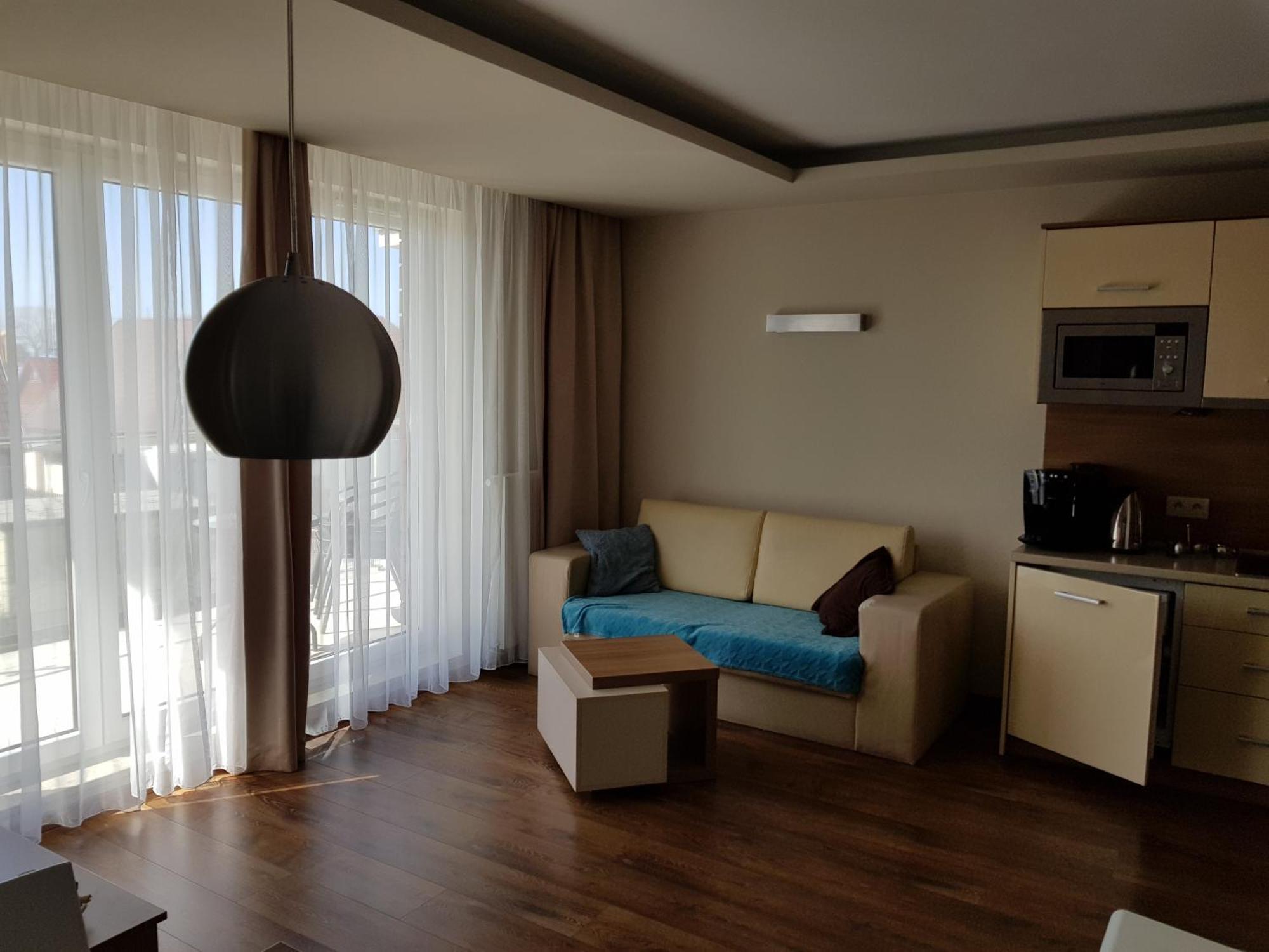 Marina Jastarnia Apartamenty W Budynku Z Basenem Rum bild