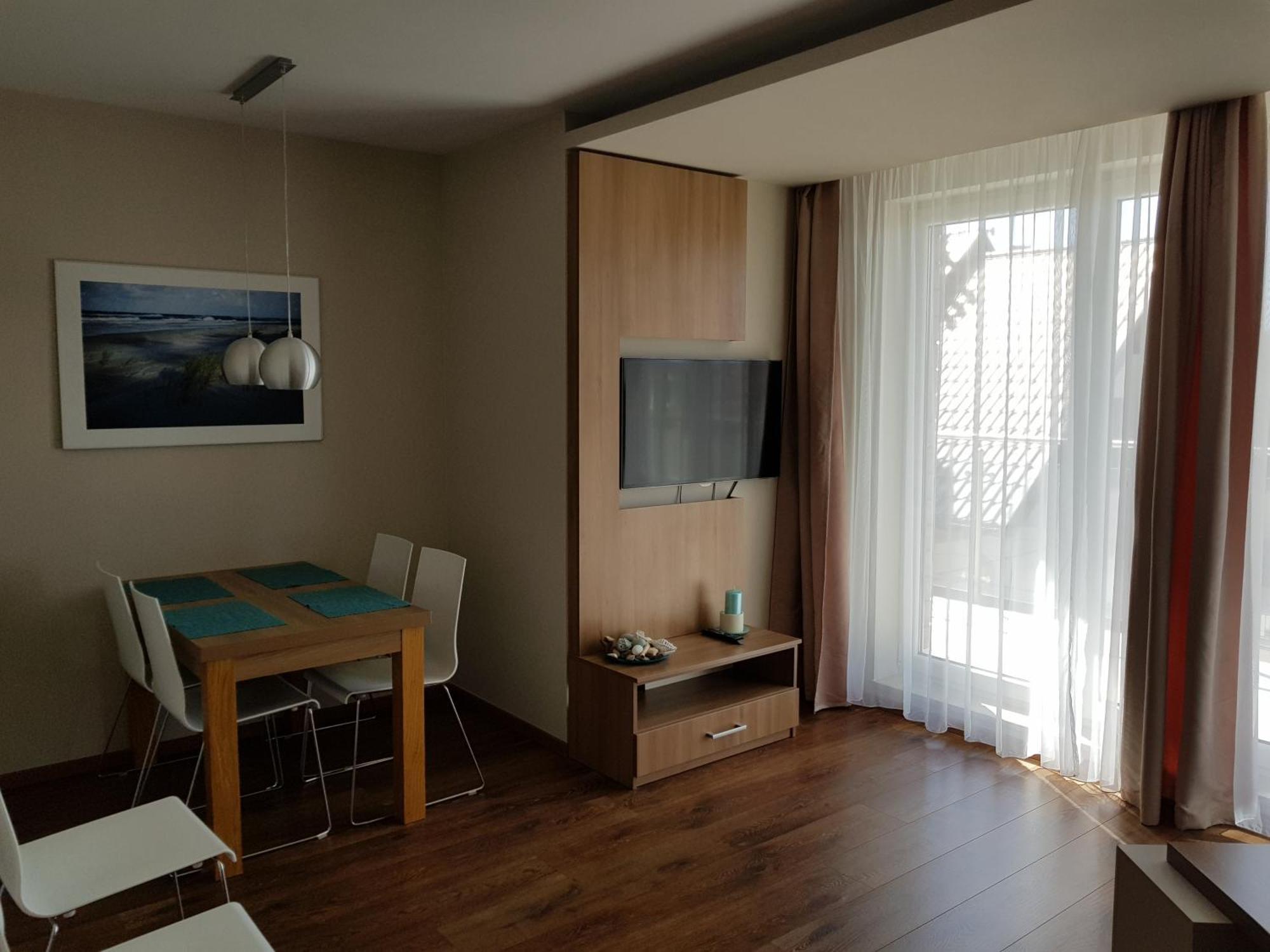 Marina Jastarnia Apartamenty W Budynku Z Basenem Rum bild
