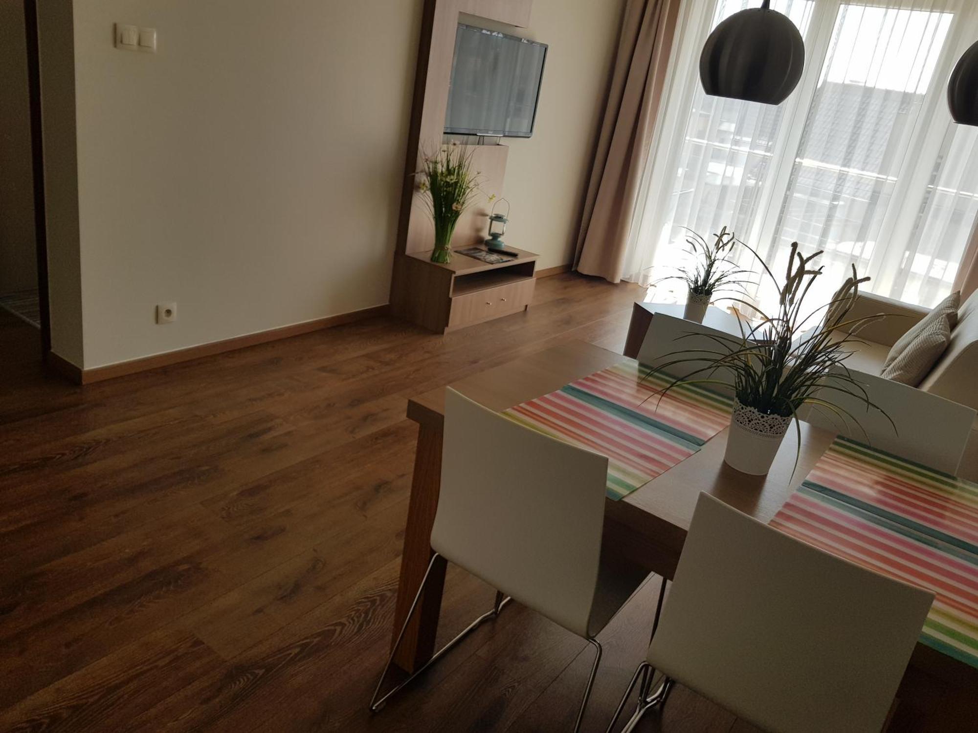 Marina Jastarnia Apartamenty W Budynku Z Basenem Rum bild