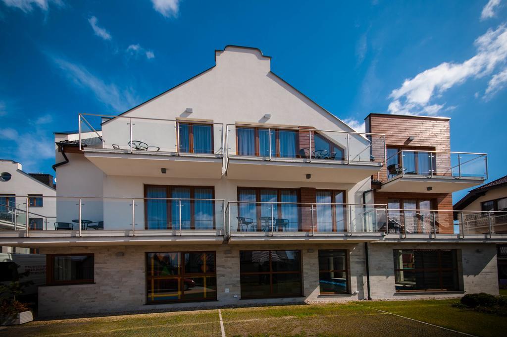 Marina Jastarnia Apartamenty W Budynku Z Basenem Exteriör bild