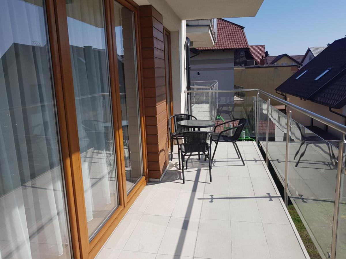 Marina Jastarnia Apartamenty W Budynku Z Basenem Exteriör bild