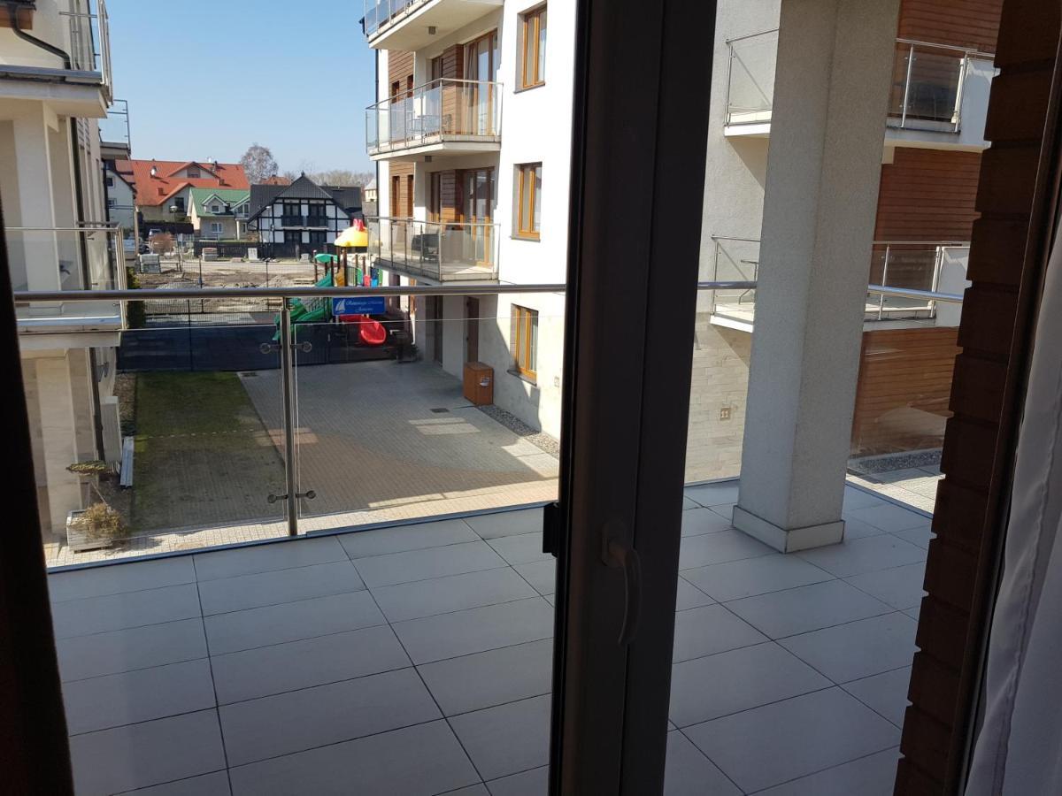 Marina Jastarnia Apartamenty W Budynku Z Basenem Exteriör bild